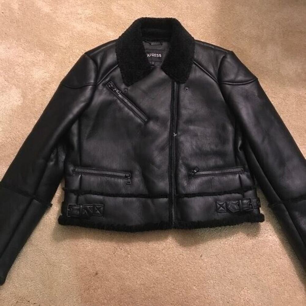 NEW Express black faux fur shearling Moto coat Sz XS Faux Leather Zipper chic - Picture 3 of 7